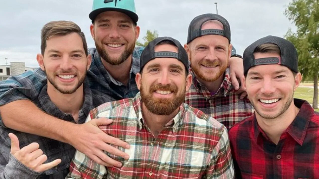 Dude Perfect